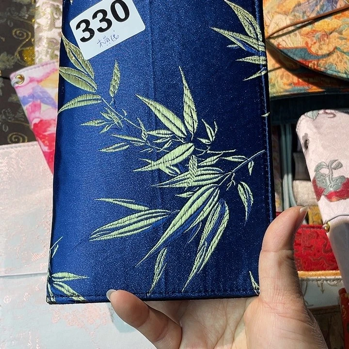 刺绣真我A6活页人横线纸330不打孔