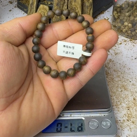 沉香木手串温***i绿奇楠沉香0.8mm6g99沉