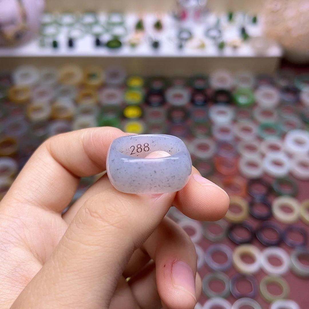 和田玉戒指未镶嵌17.4 点墨方戒