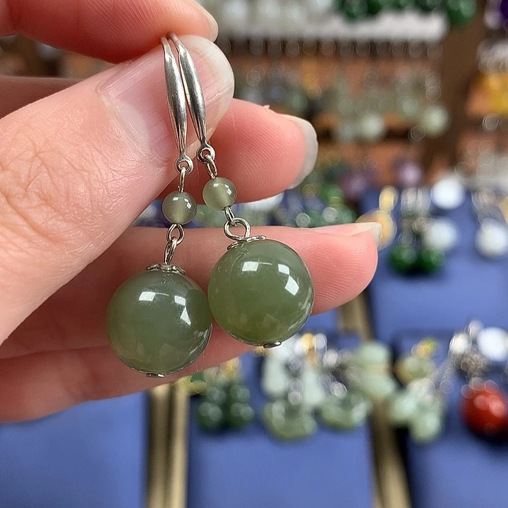 和田玉银S925镶嵌耳饰12左右晴水绿