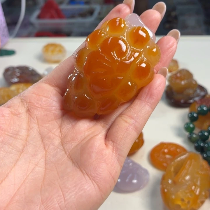 未镶嵌颈饰玛瑙/玉髓