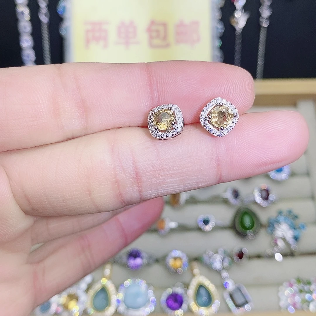 未镶嵌耳饰黄晶588