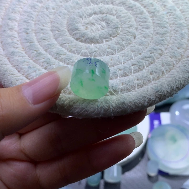 未镶嵌定制翡翠福利