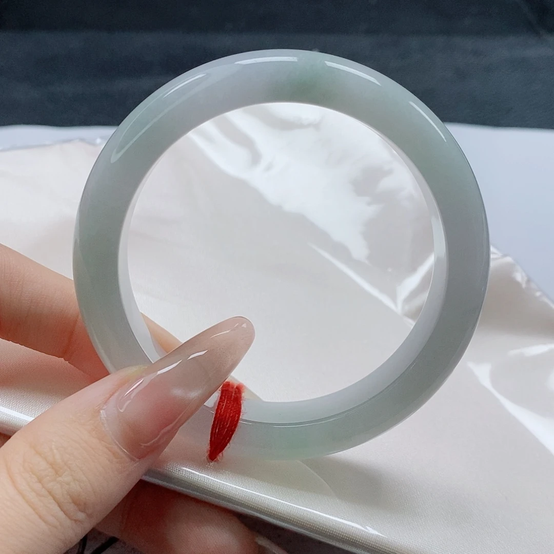 【闪购商品】未镶嵌手镯翡翠467号有纹裂