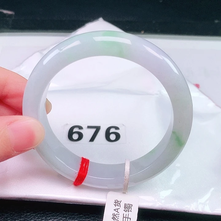 翡翠未镶嵌手镯676