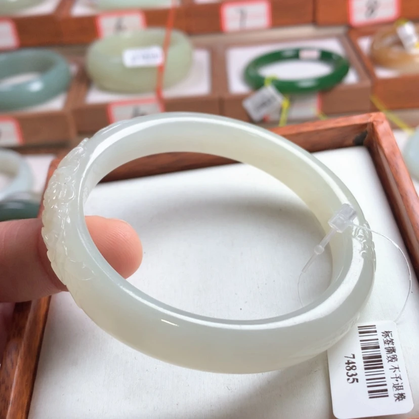 【闪购商品】和田玉手镯未镶嵌59.2