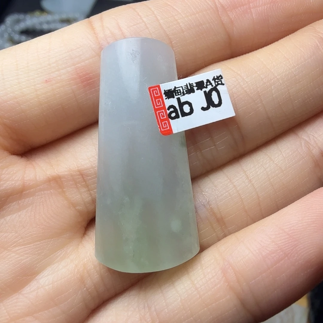 翡翠未镶嵌颈饰天然缅甸翡翠A货
