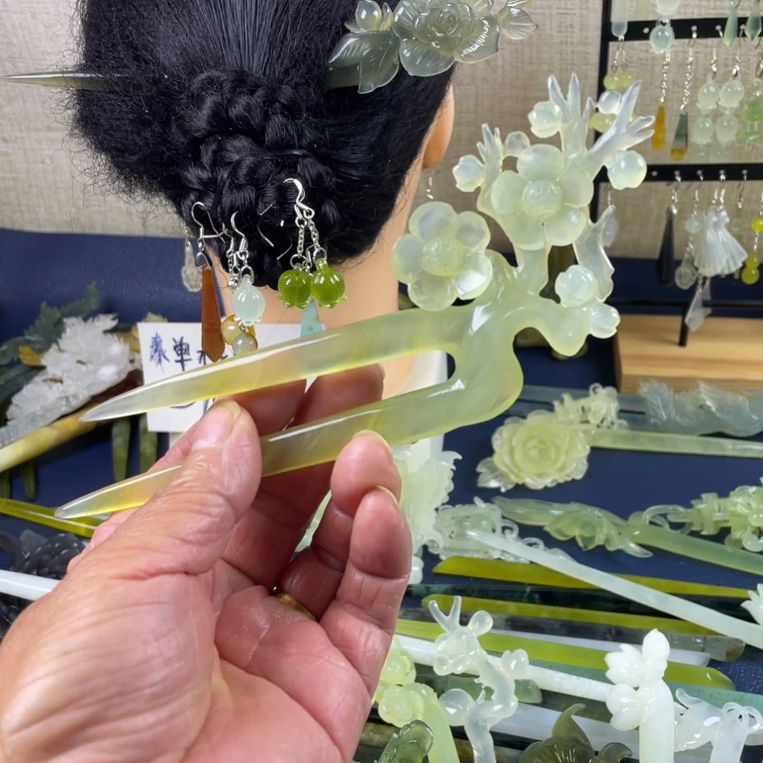 蛇纹石玉未镶嵌发饰