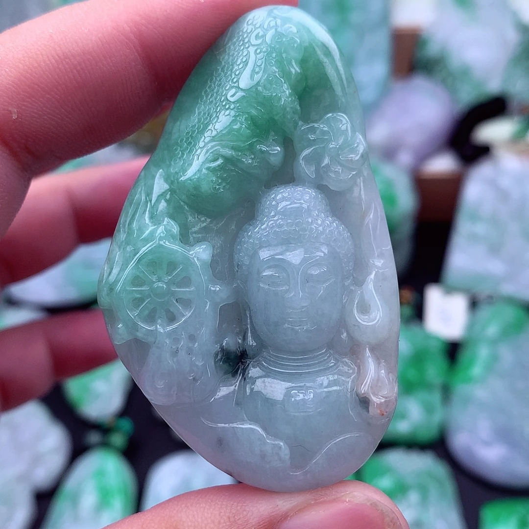 吊坠(不含链)未镶嵌翡翠