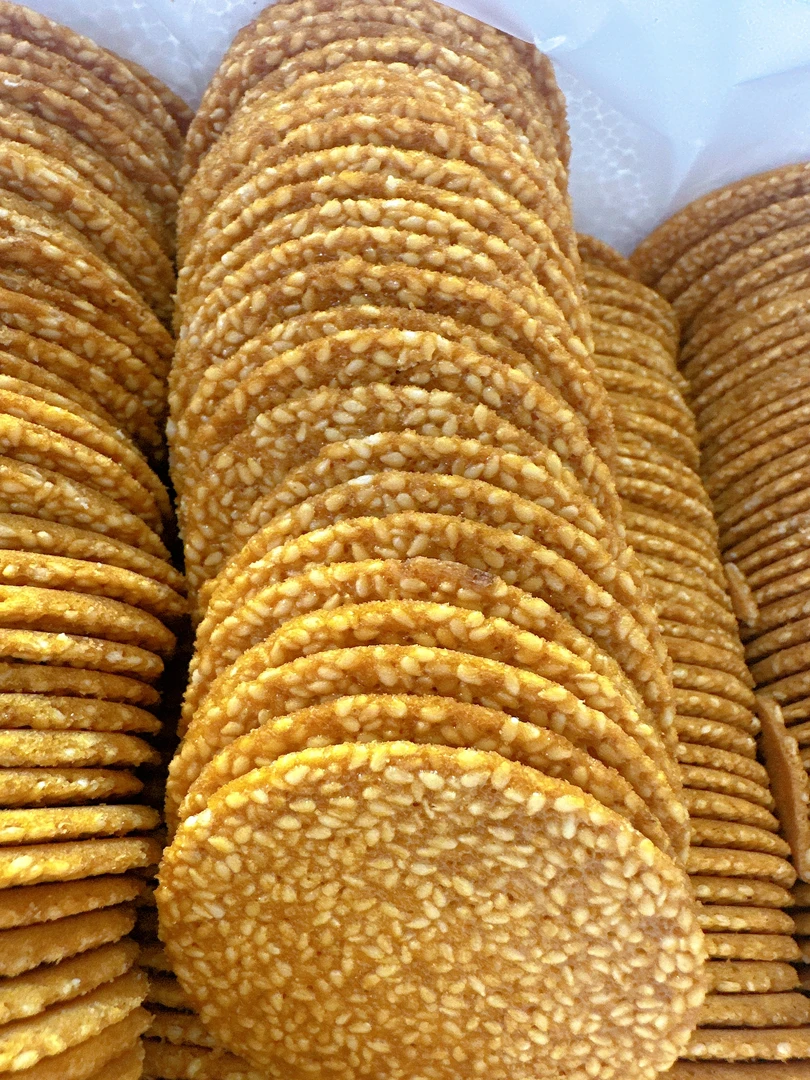 新品手工蛋清芝麻饼干