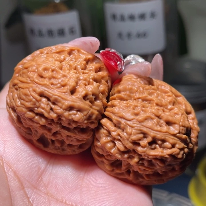 桃核把件            39