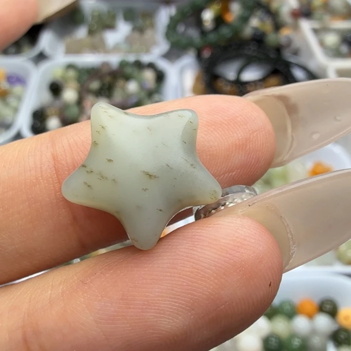和田玉未镶嵌珠宝半成品