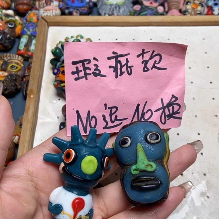 颈饰玻璃印度尼西亚06