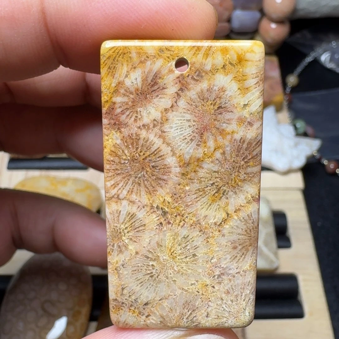 硅化玉未镶嵌纯天然色有机玉石保真色