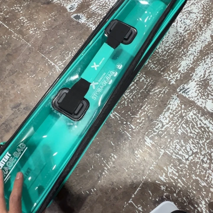 吊****租雷臣蓝色浮漂线组收纳盒，上盖破损