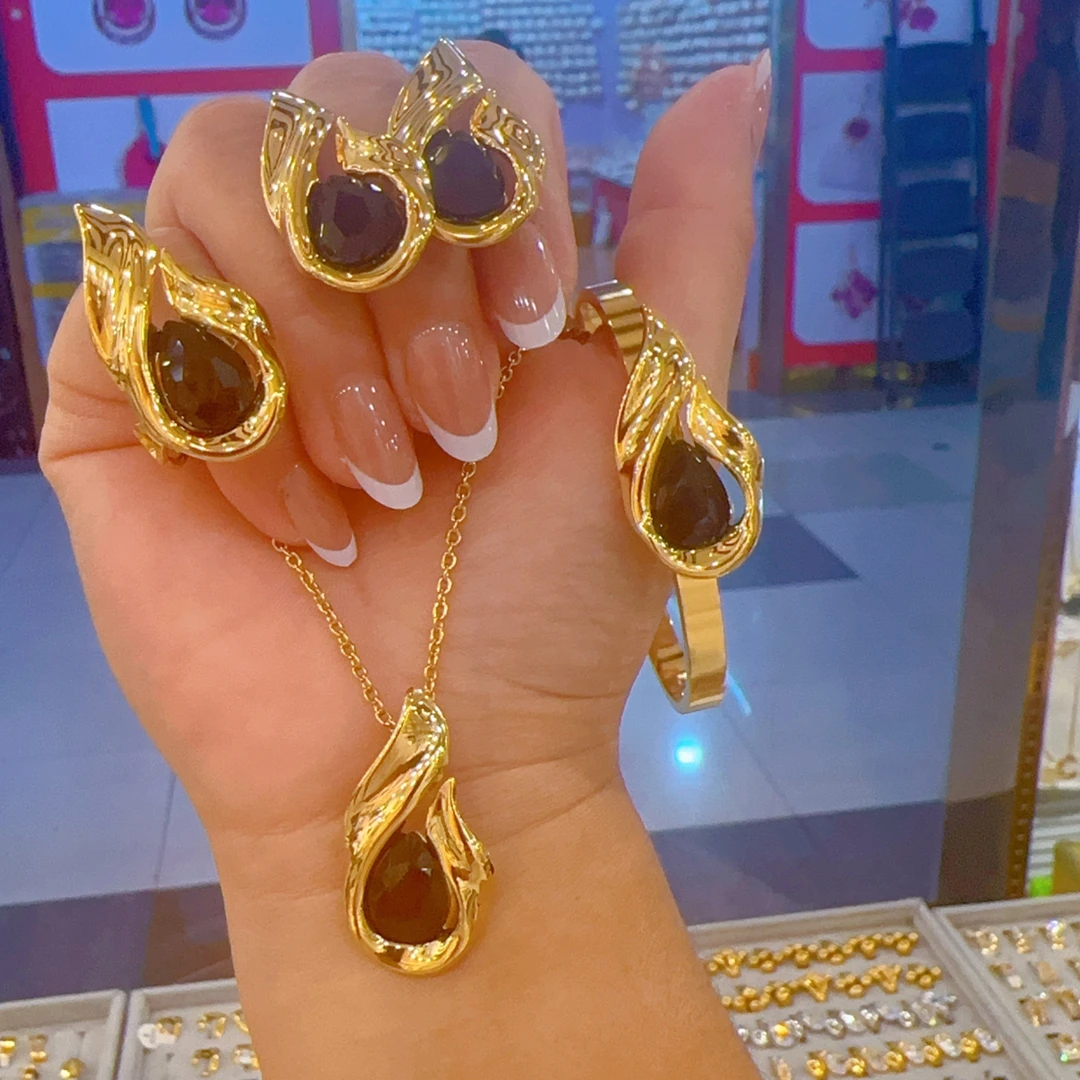 钛钢项链 钛钢项链 新款时尚大方百搭气质个性好看的钛钢四件套