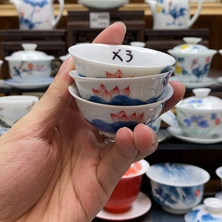 手绘荷花一口杯三个装35cc釉下彩微瑕福利