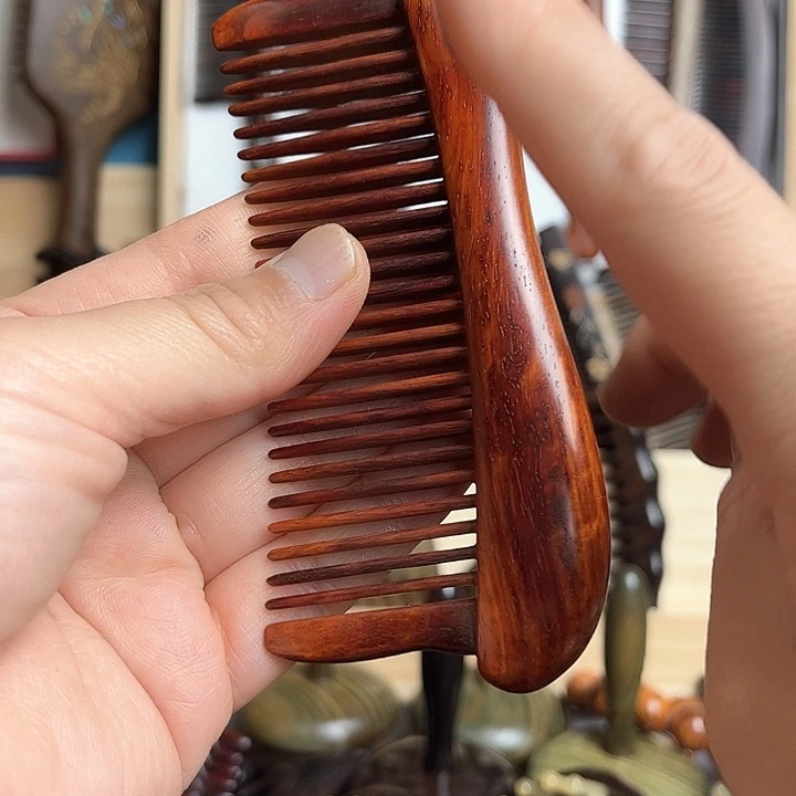 交趾黄檀（大红酸枝）檀木插齿梳子