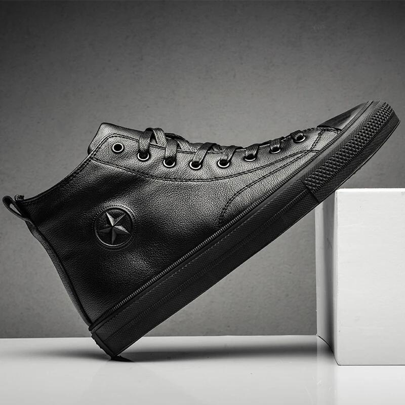 2025新款冬季瘦版男士高帮鞋加绒百搭欧洲站男靴板鞋休闲中帮皮鞋