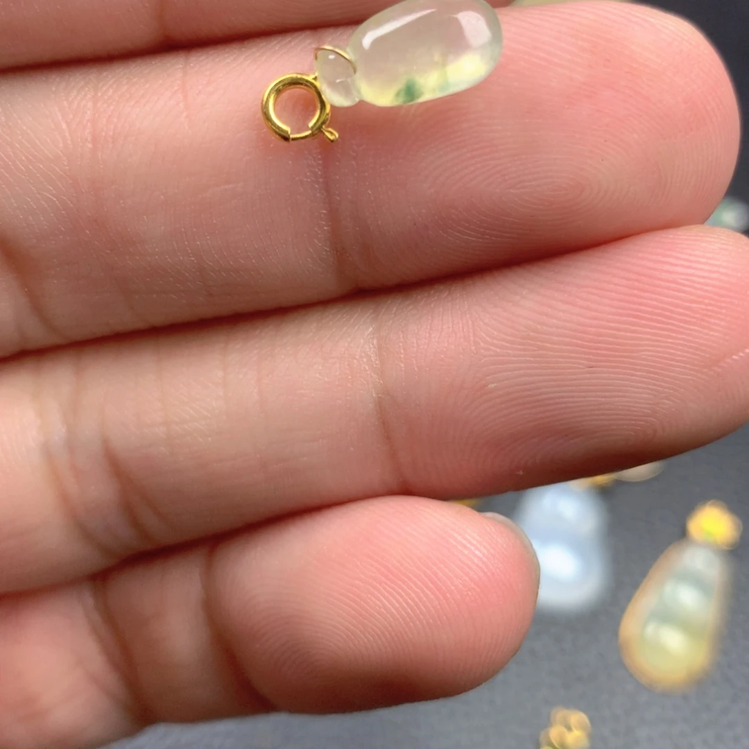 【闪购商品】颈饰18K金镶嵌翡翠翡翠