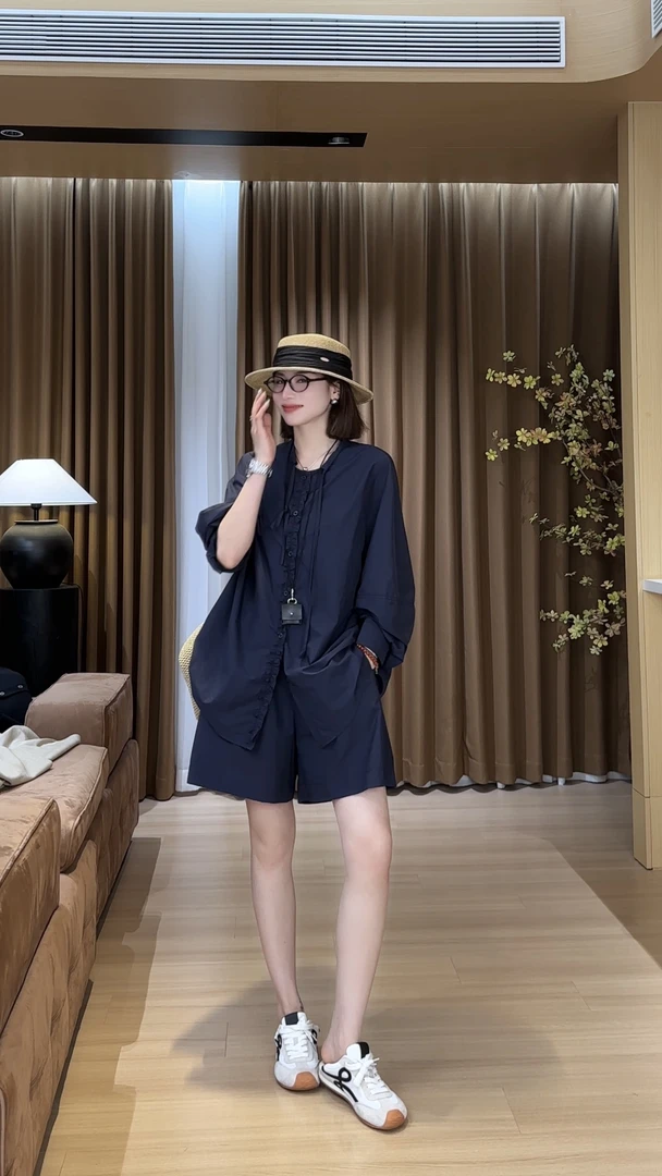 YYOUHAN 2025夏款小众设计极简风轻薄款上衣两件套 2504C2062