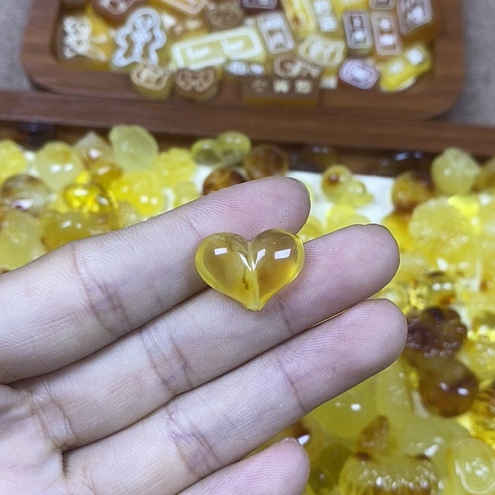 吊坠橄榄核小屁桃24