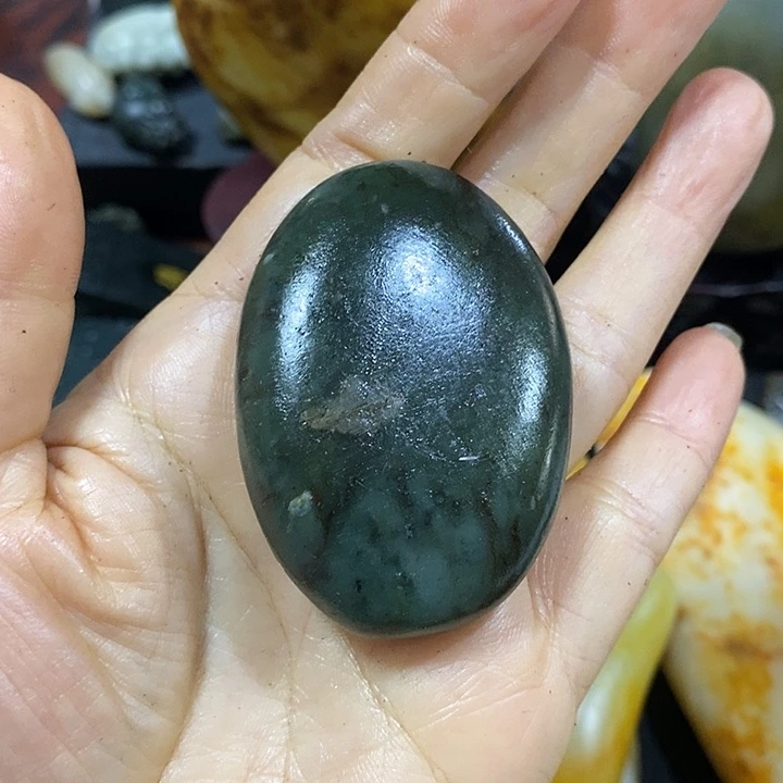 未镶嵌和田玉（糖玉）挂件