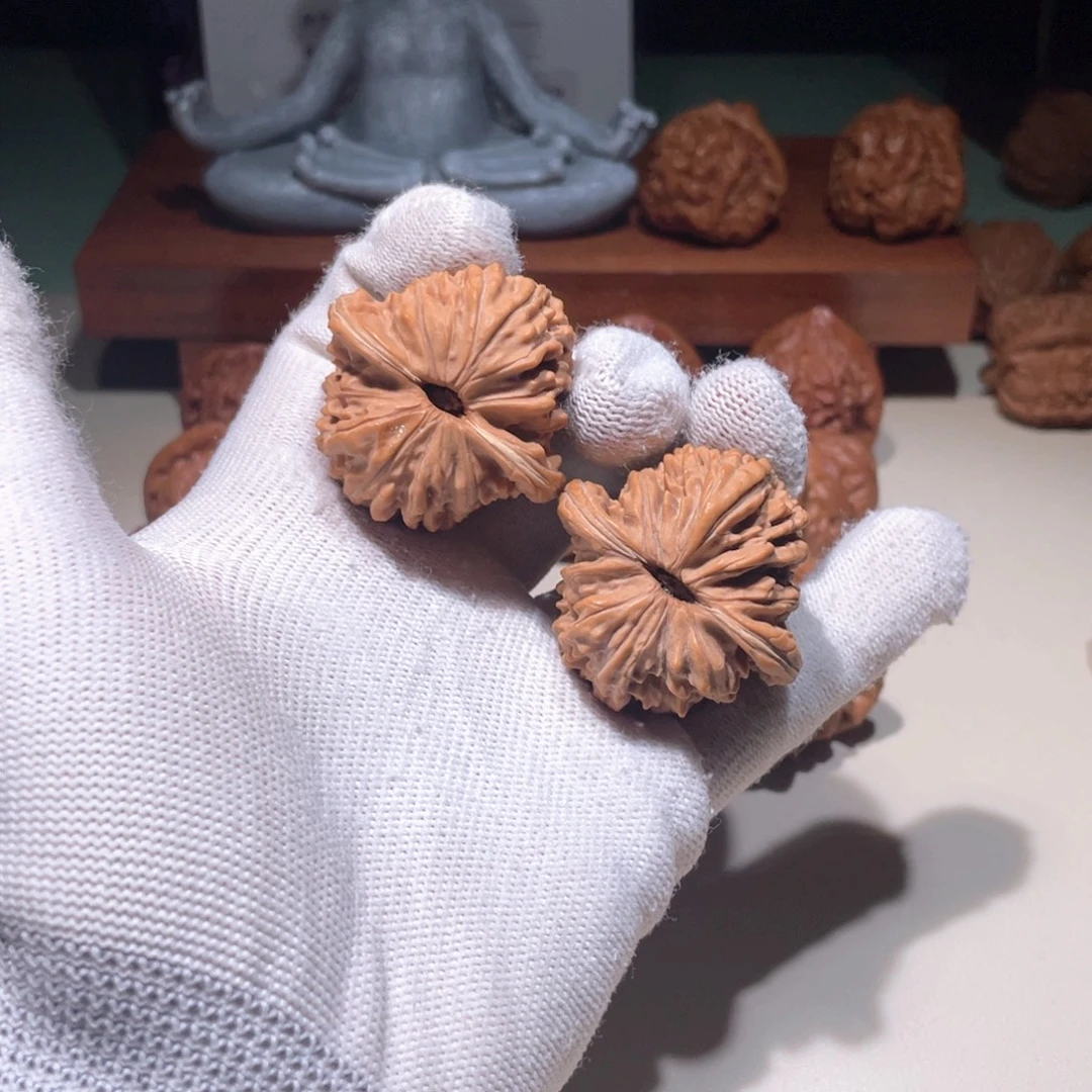 文玩核桃把件四座楼4039，9134