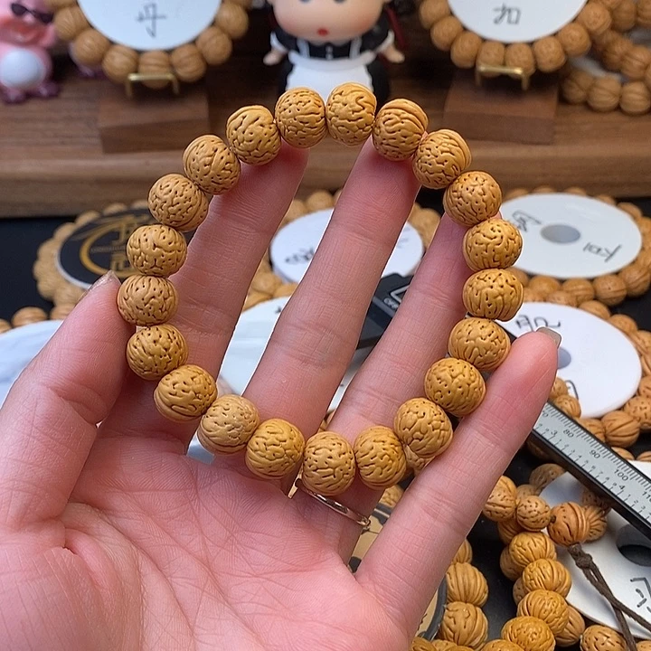 桃核手串上****镭荔枝12.5 （尺寸误差0.5之间）