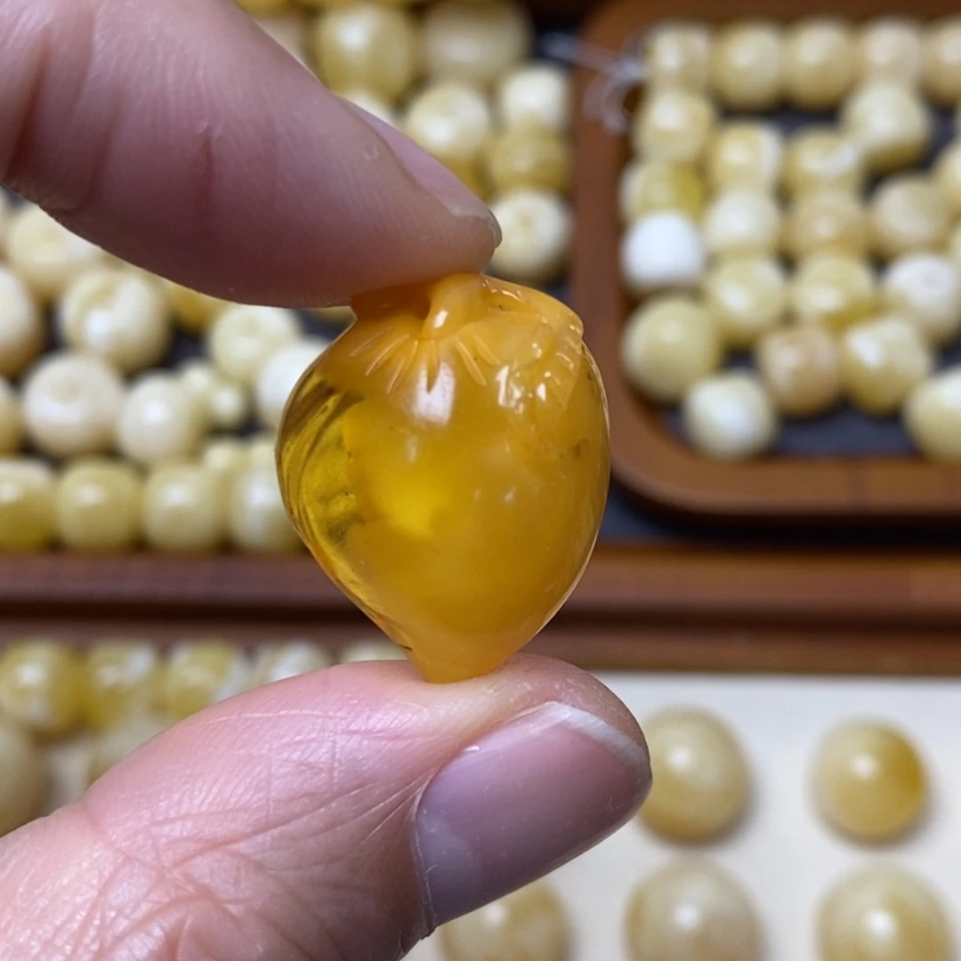 未镶嵌蜜蜡琥珀画