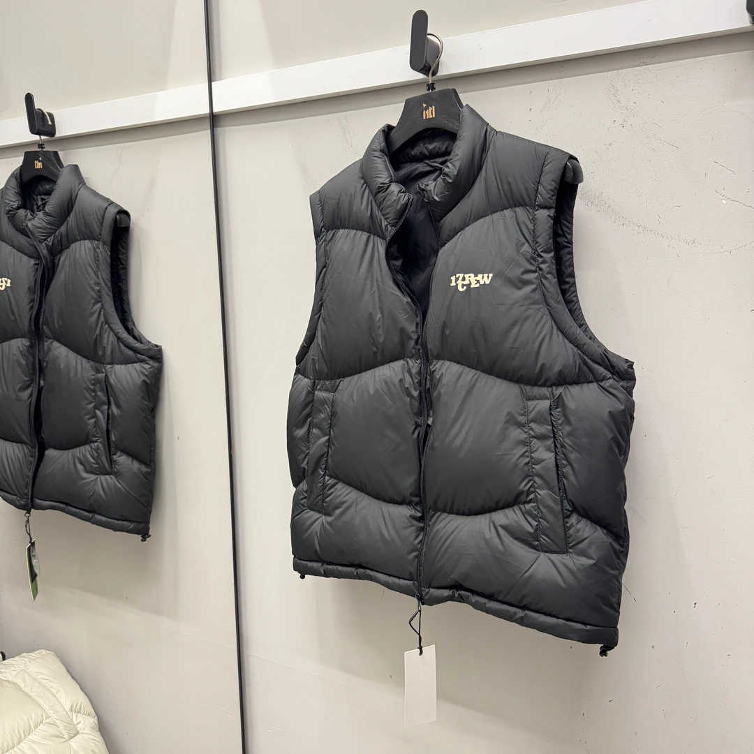 1701特价羽绒马甲全新