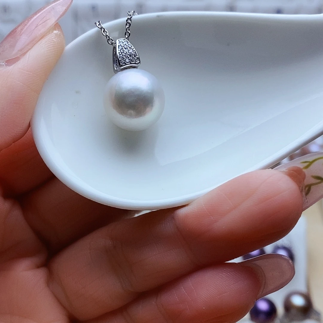 淡水珍珠吊坠(赠链)银S925镶嵌?****a