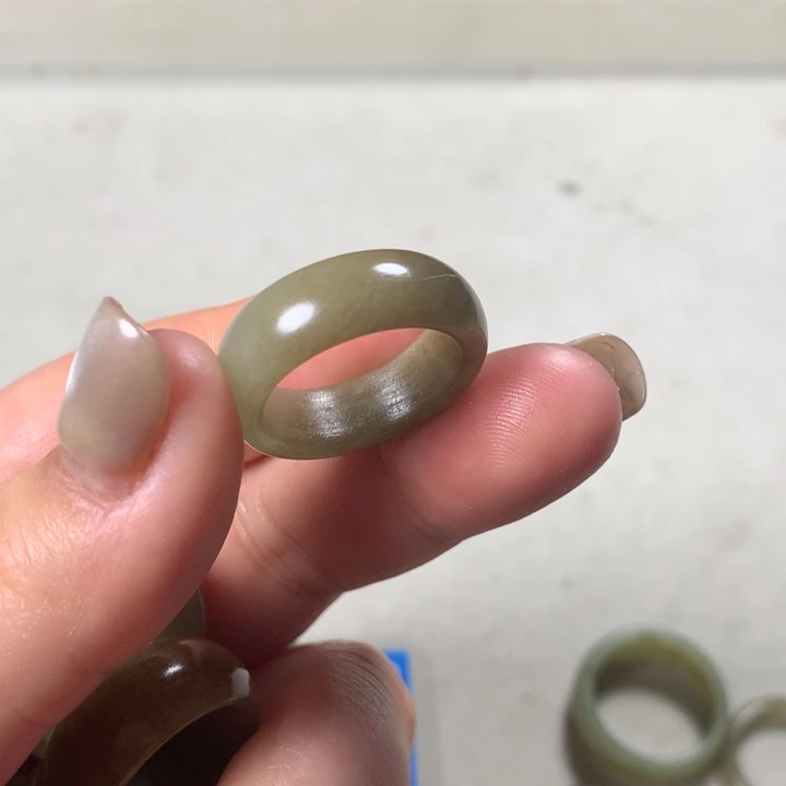 和田玉摆件未镶嵌爱****间