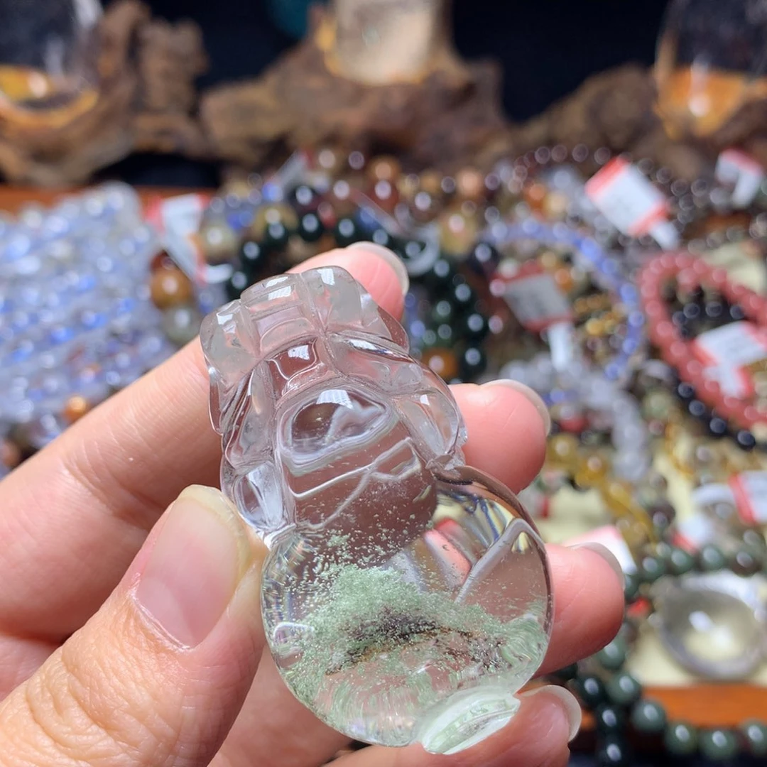 水晶吊坠(赠链)未镶嵌