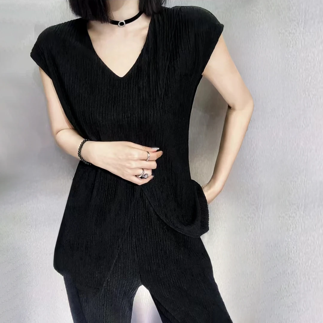 【简约压皱两件套】气质夏季时尚套装压皱设计感侧开叉套装V881