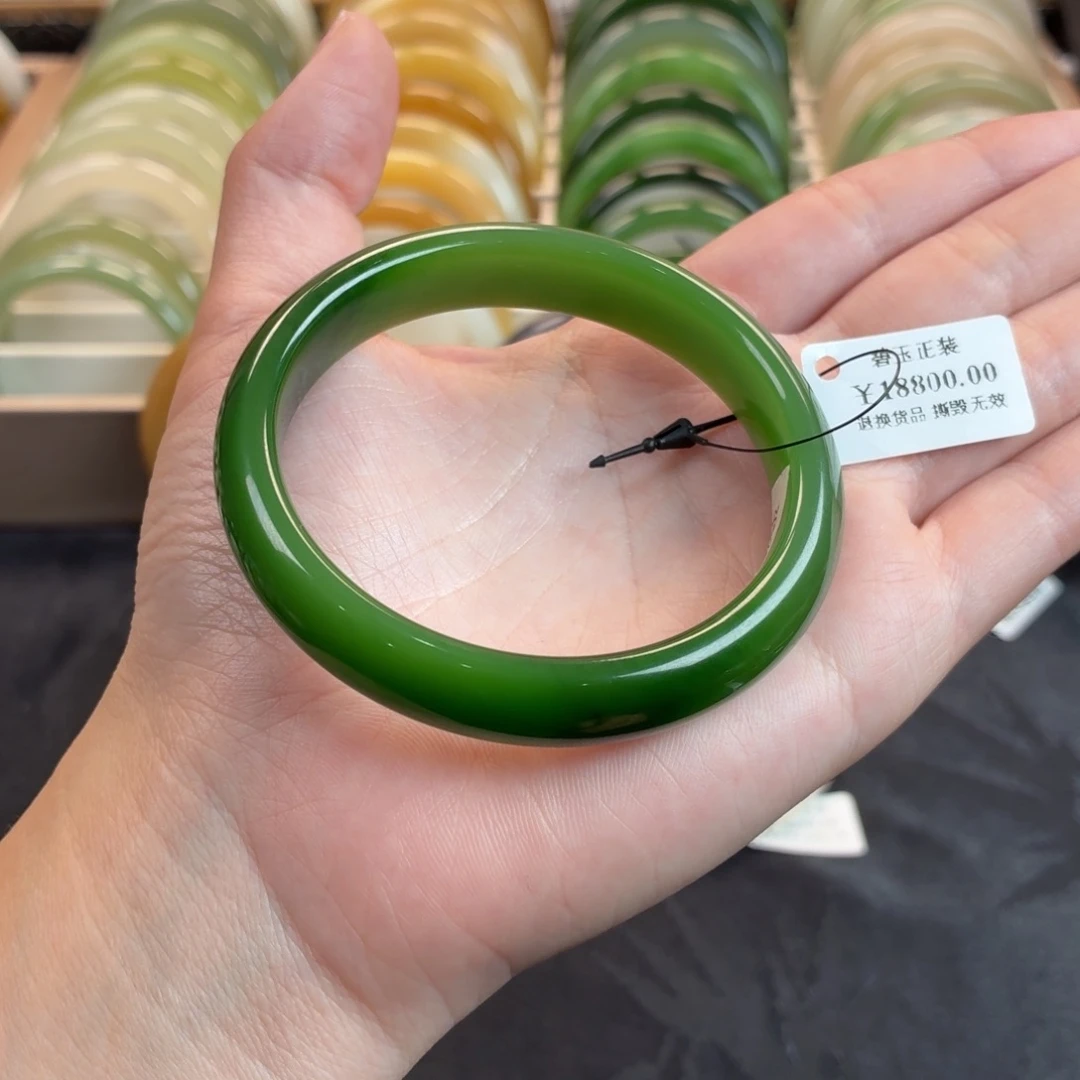 和田玉未镶嵌手镯-力推！太香了！碧玉细料辣阳绿-俄7漏11