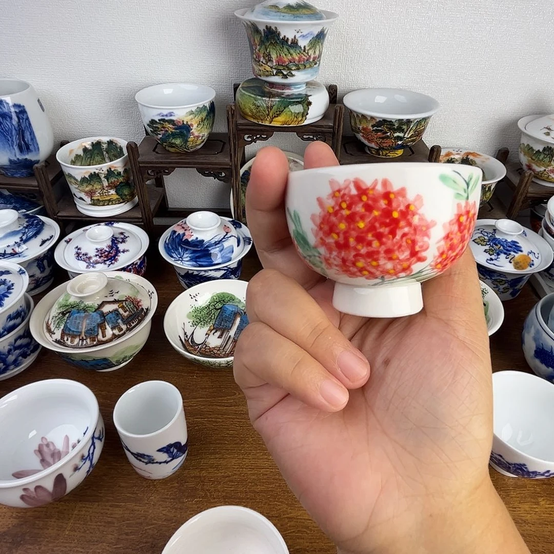 忠意堂釉下彩红绣球微瑕不退