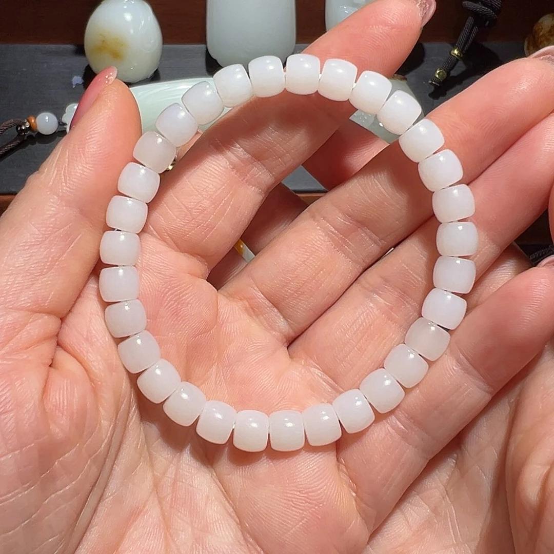 和田玉未镶嵌手串