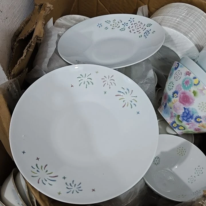 瓷景德镇青瓷玲珑7彩8寸盘烟花一个樱花一个