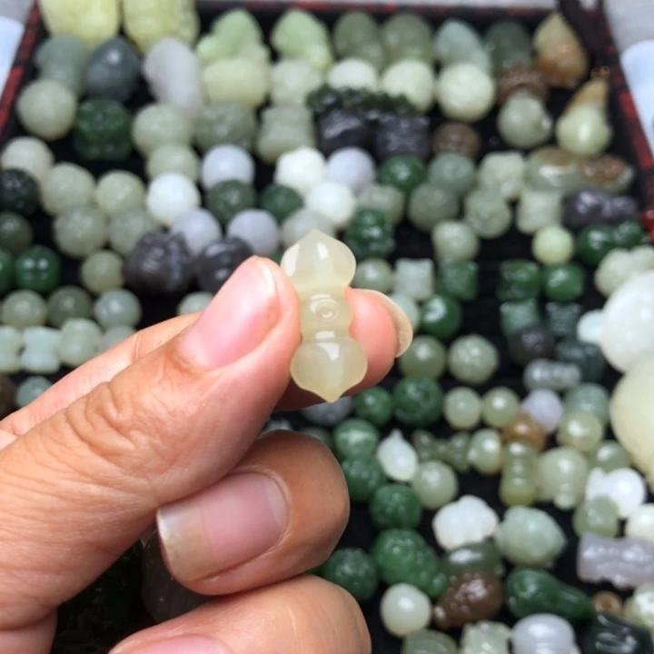 【闪购商品】和田玉未镶嵌颈饰用****3