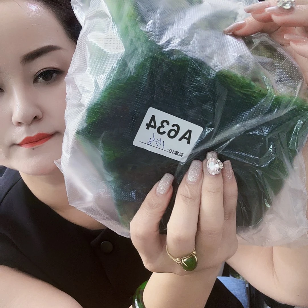蛇纹石玉未镶嵌珠宝半成品