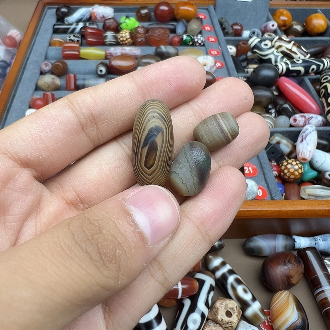 玛瑙/玉髓未镶嵌珠宝半成品