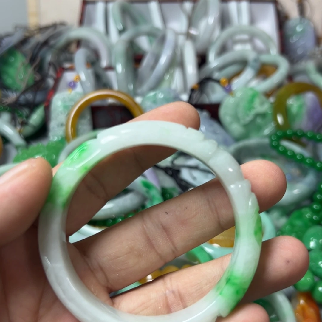 壹***号吊坠白玉菩提手镯