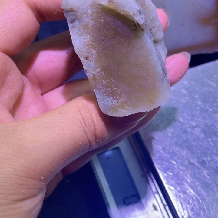 和田玉未镶嵌珠宝半成品