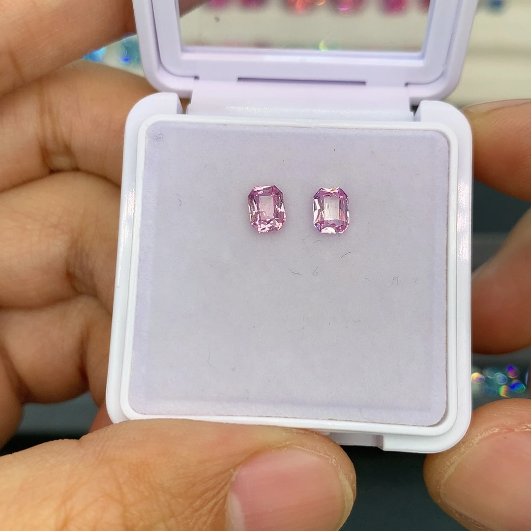 彩色蓝宝石裸石1.04克拉一对