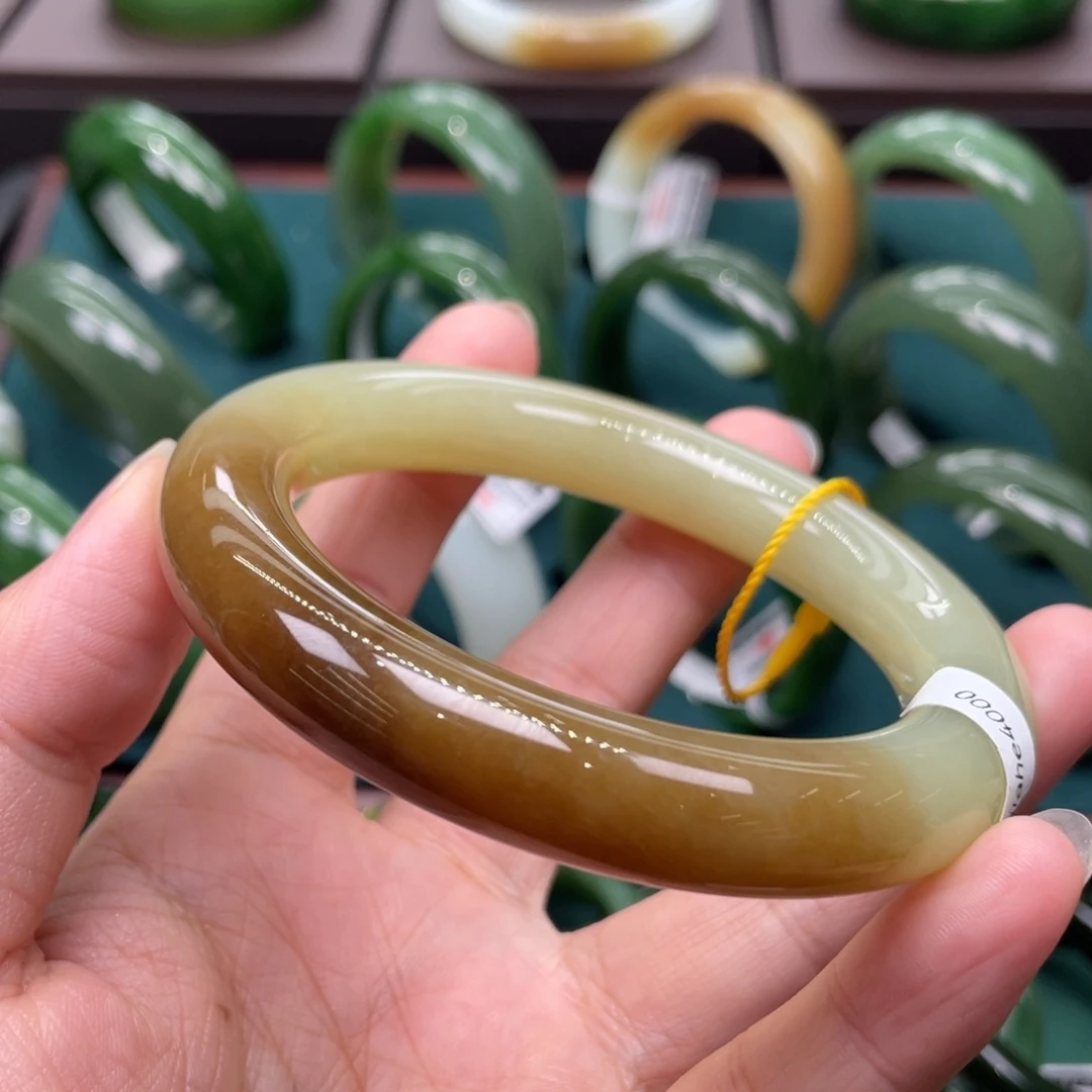 和田玉（糖玉）未镶嵌手镯6061