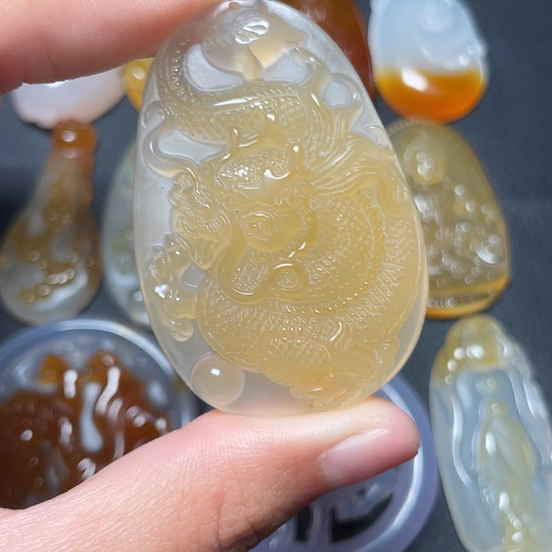 未镶嵌颈饰玛瑙/玉髓