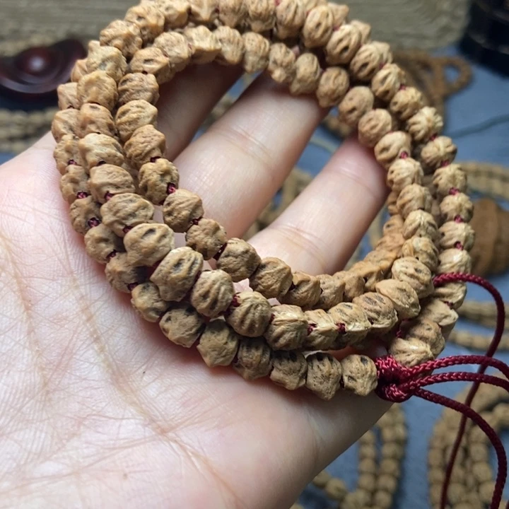 【闪购商品】吊坠柏香籽/百香籽