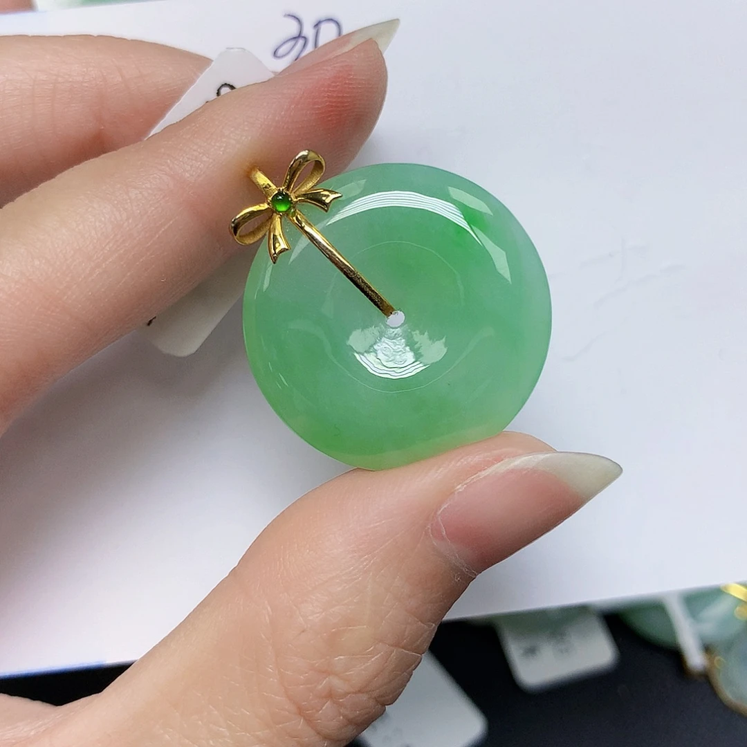 翡翠18K金镶嵌颈饰天然缅甸翡翠吊坠