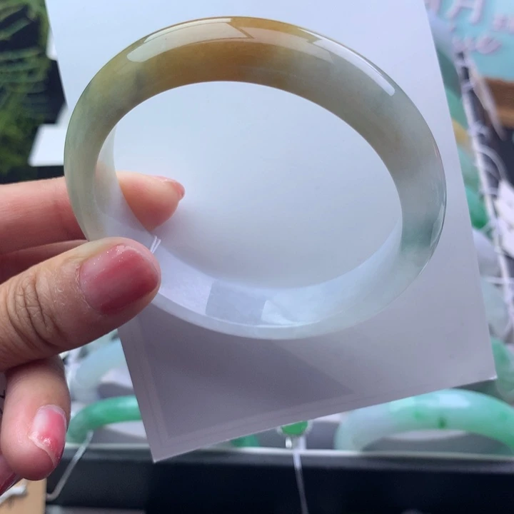 未镶嵌手镯翡翠天然翡翠手镯